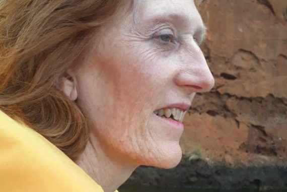 Vera Haas , a autora, é uma das mulheres do sul do país.