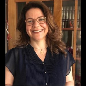 Escritora. Publica poemas em Histori-se.