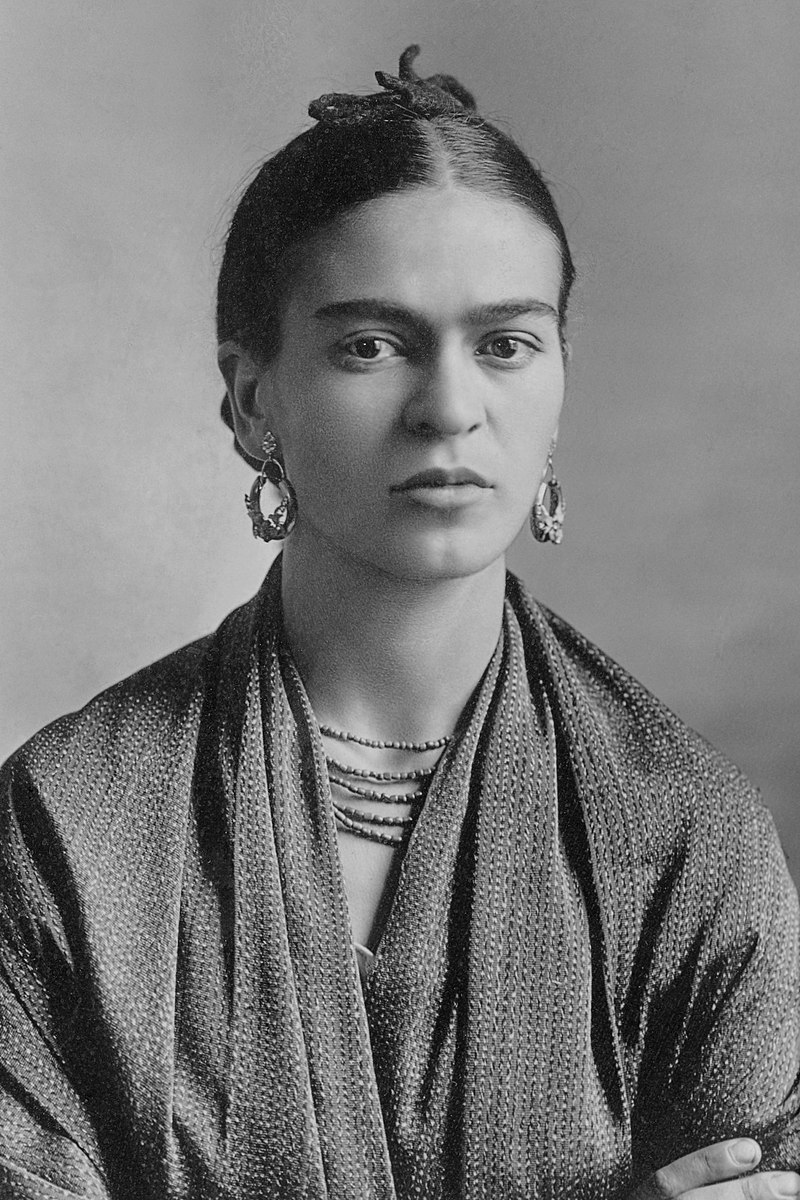 Frida Kahlo. Imagem de 1932 - domínio público.