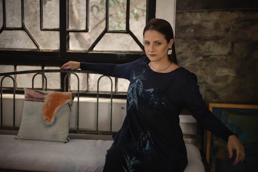 Fran Chaves veste Arabescko.
