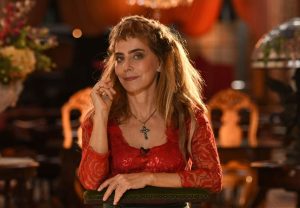 A atriz Maitê Proença interpreta "A Mulher de Bath"