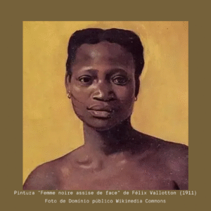 Femme noire assise de face